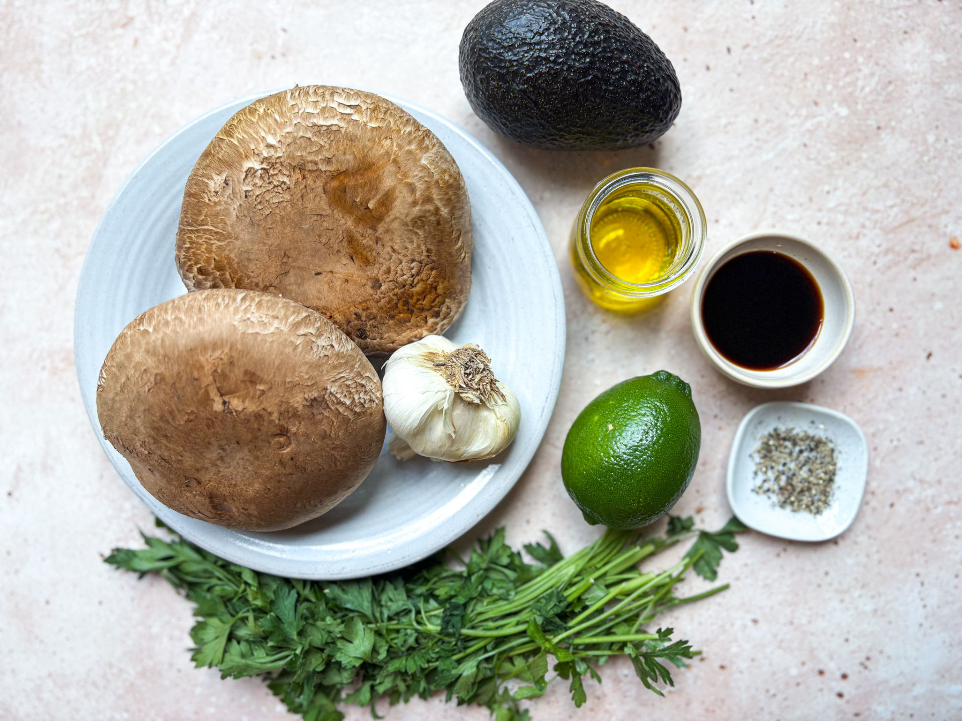Grilled portobello mushrooms ingredients. 