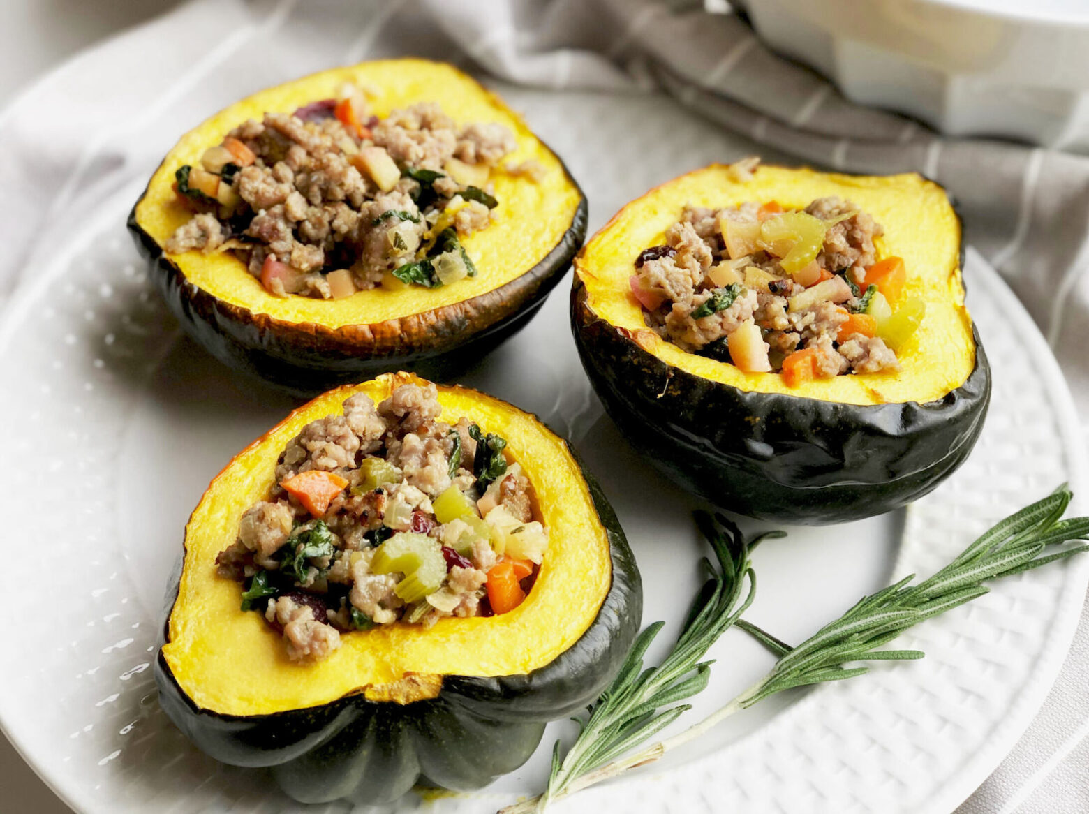 acorn stuffed squash finished