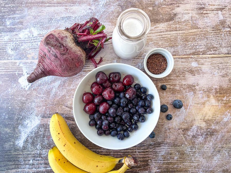 Filling 5-Minute Berry Beet Smoothie