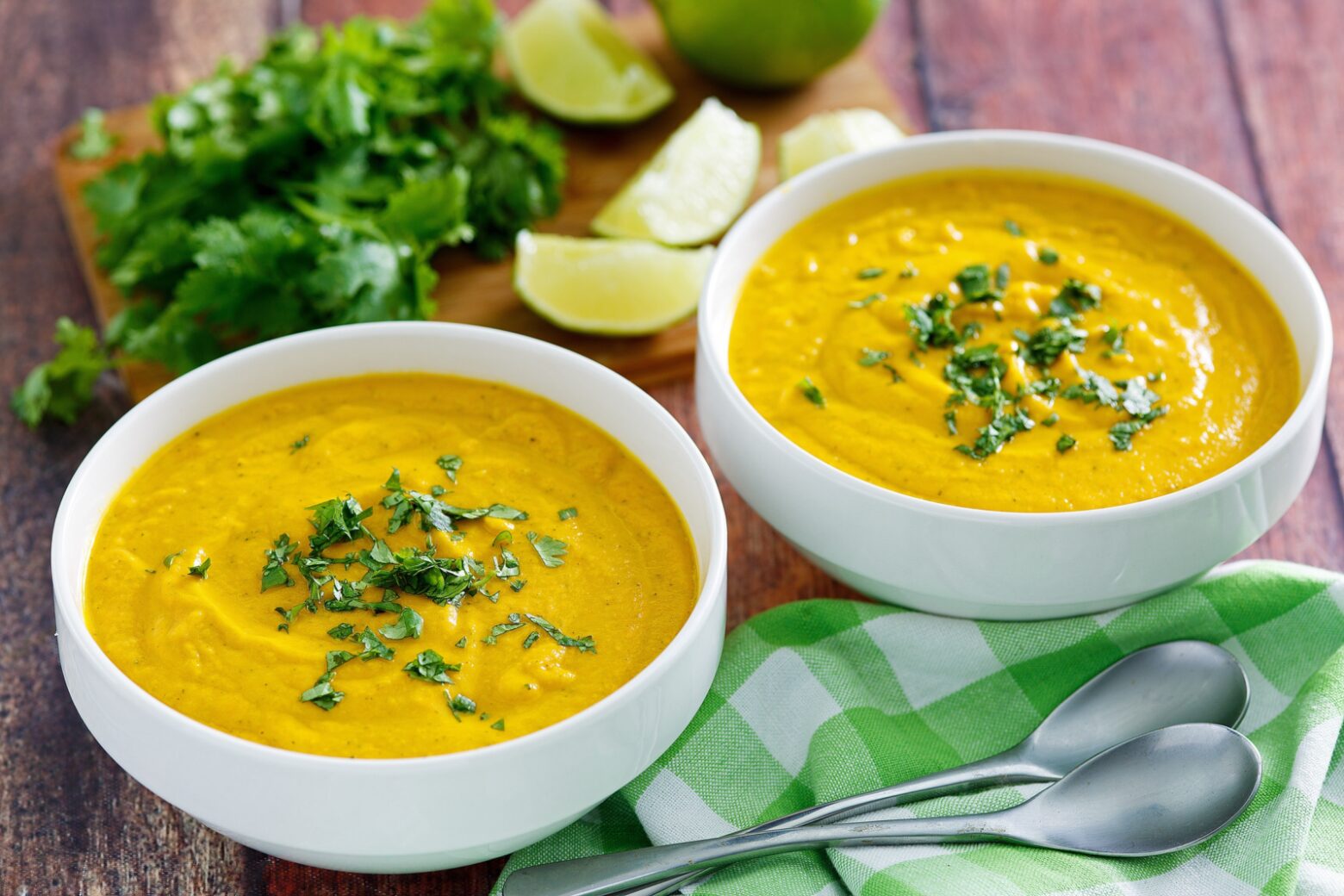 Creamy-Carrot-Lemongrass-Soup-in-bowls