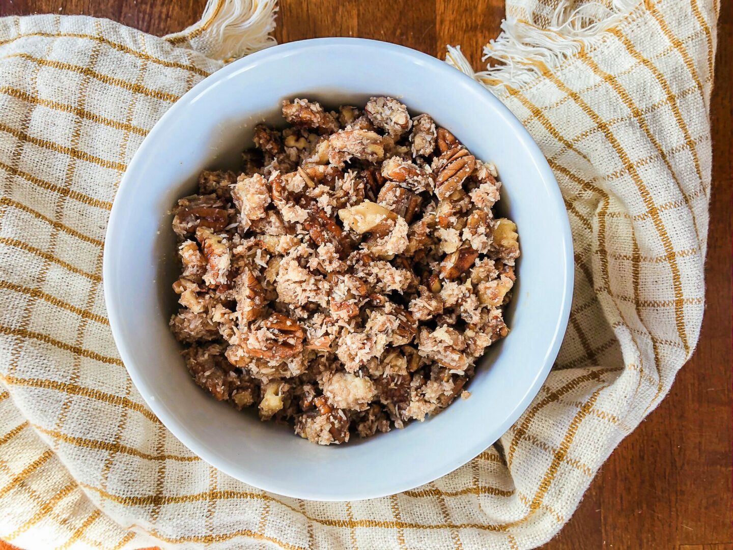 Above shot of apple crisp in a bowl