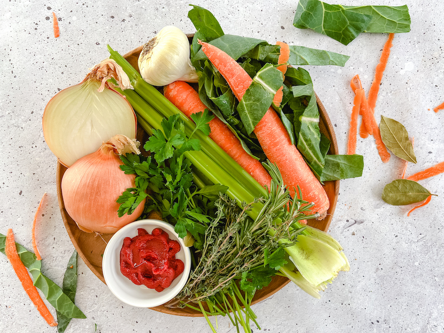 vegetable broth ingredients in a bowl