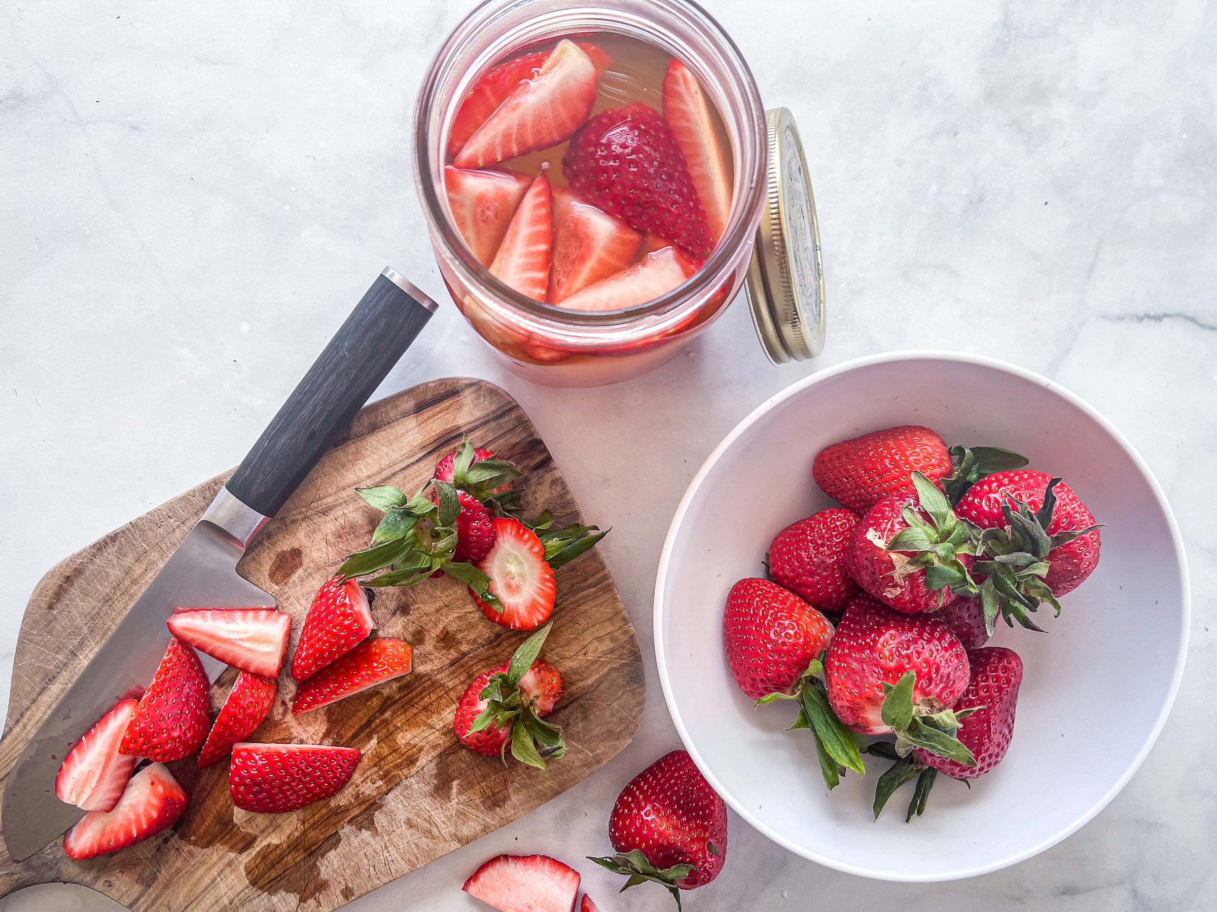 Pickled Strawberries preperation