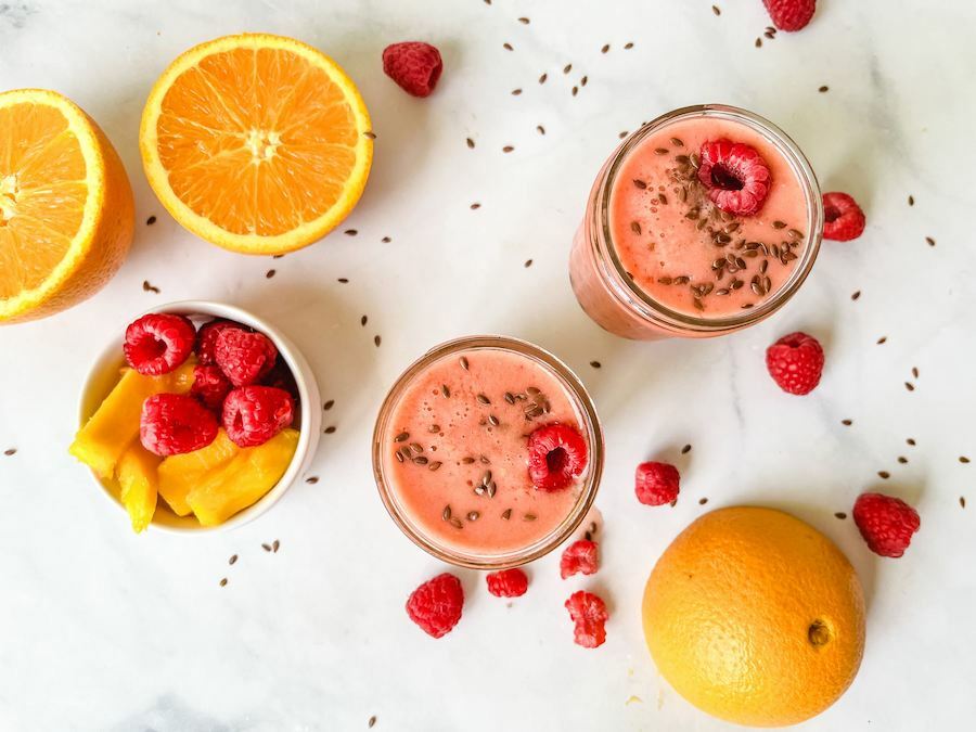 Orange Raspberry Smoothie Bowl –