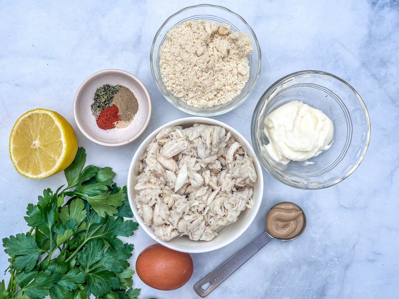 crab cakes ingredients