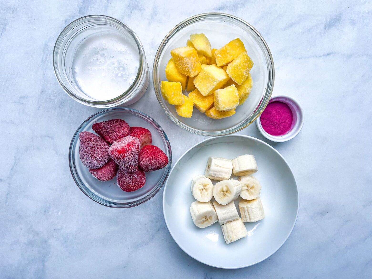 dragon fruit mango smoothie ingredients