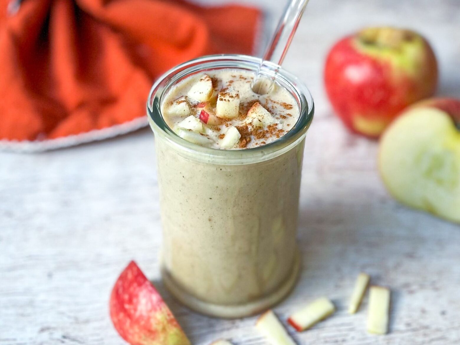 Apple pie smoothie