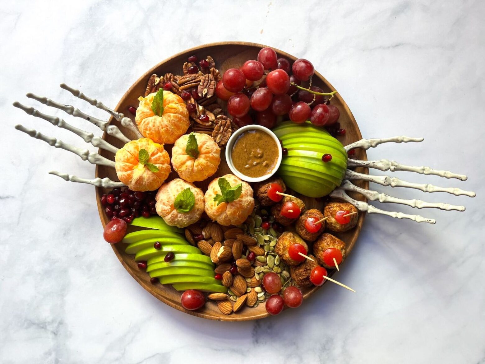 halloween charcuterie board featured image