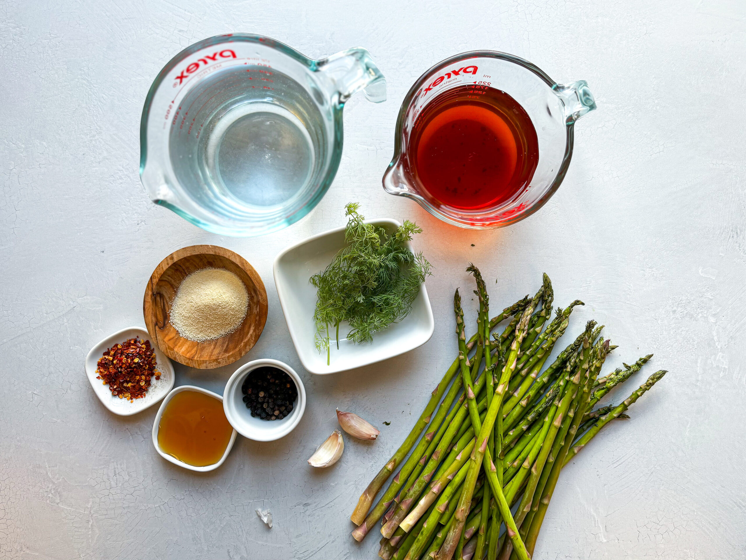 Pickled asparagus ingredients