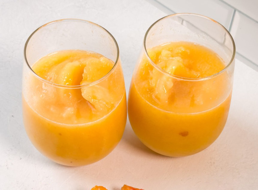 Frozen Peach Green Tea