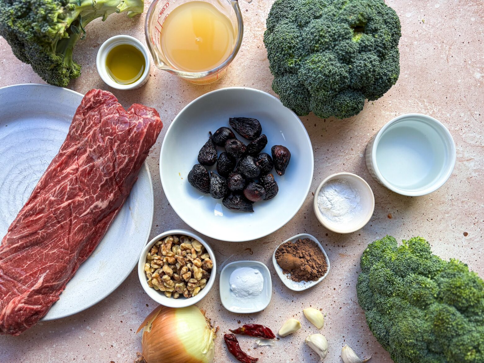 Beef and broccoli ingredients.