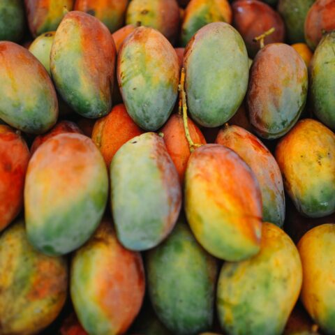 A pile of mangoes.