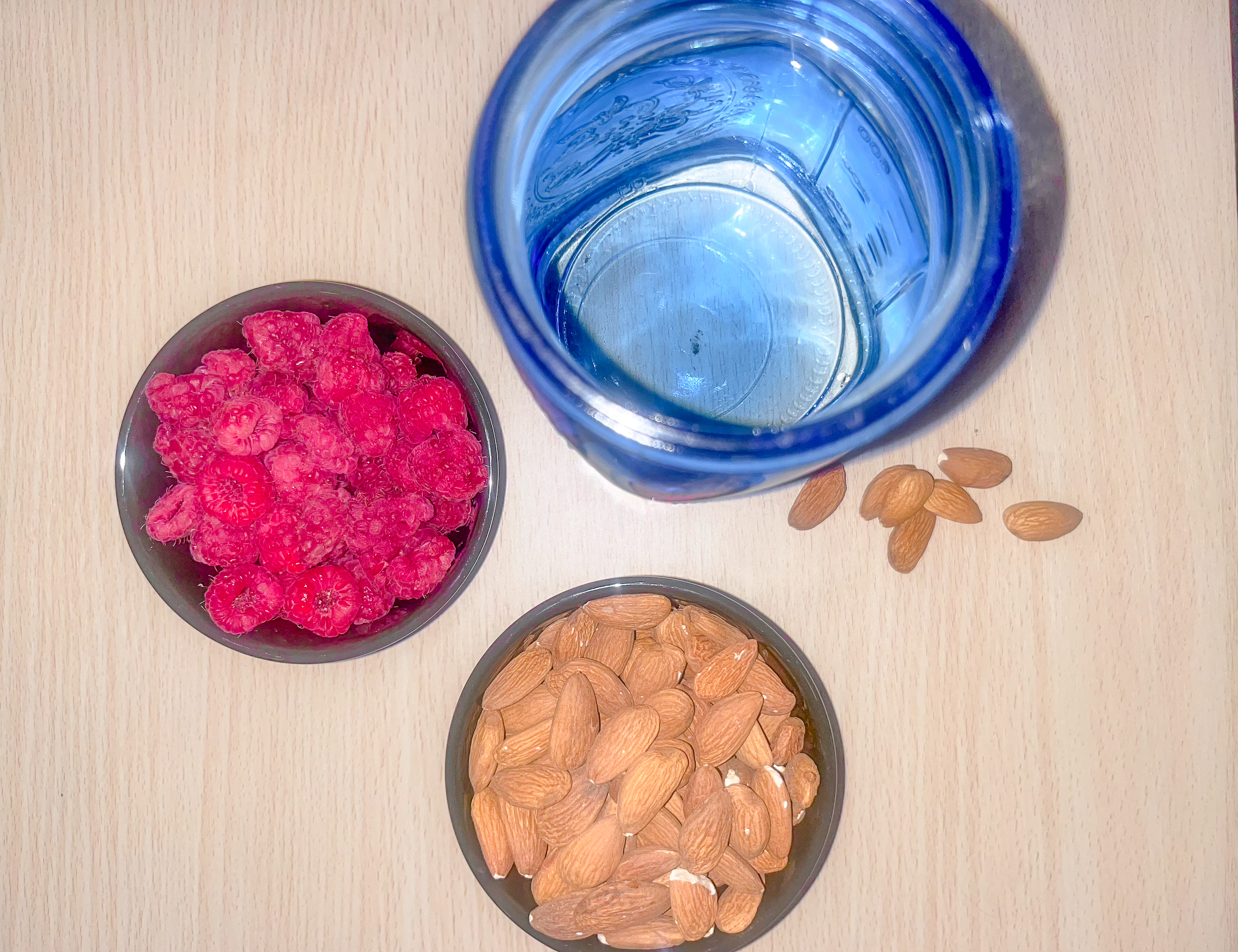 Raspberry almond milk ingredients.