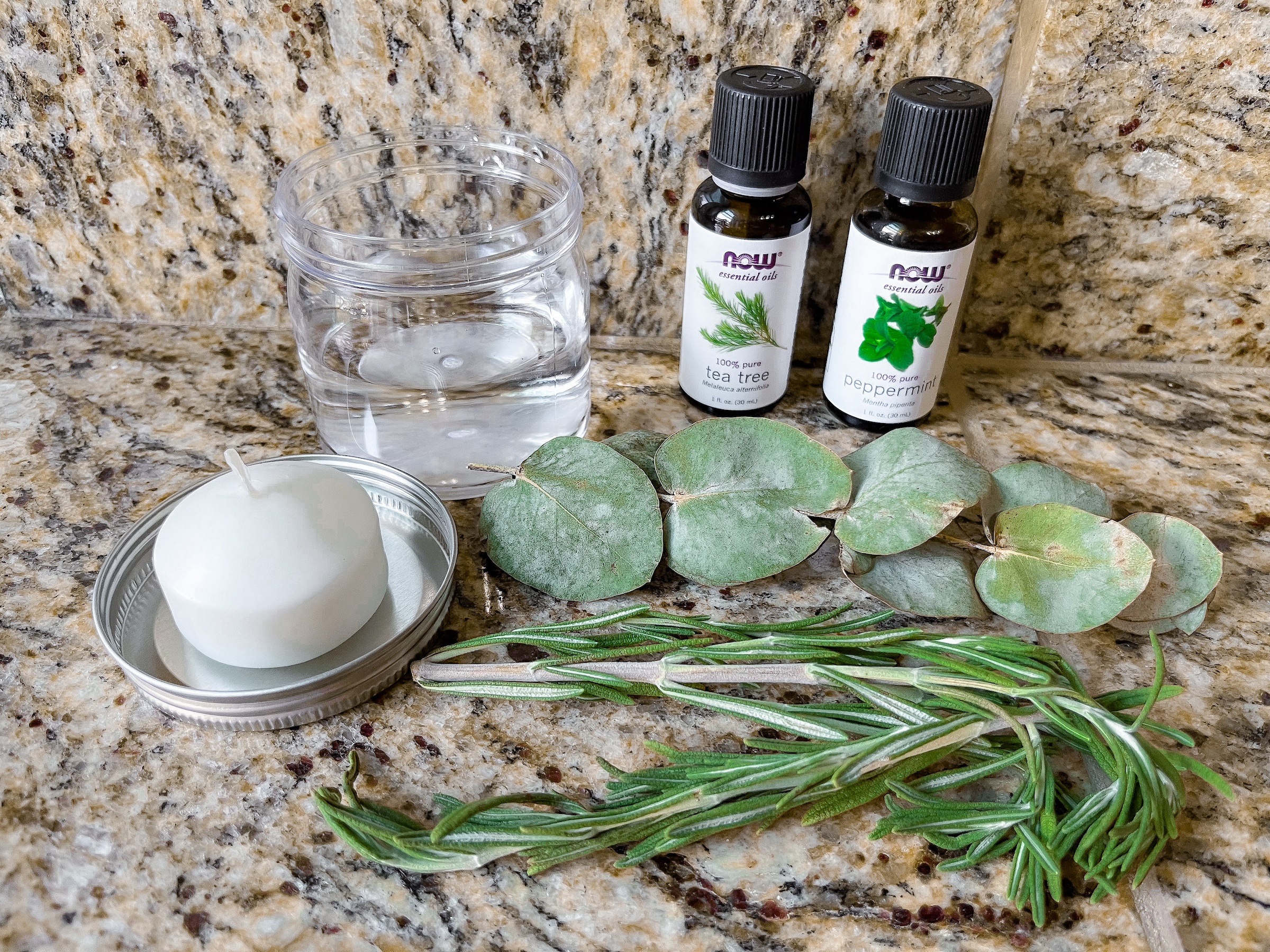 Mosquito repellent candle ingredients. 