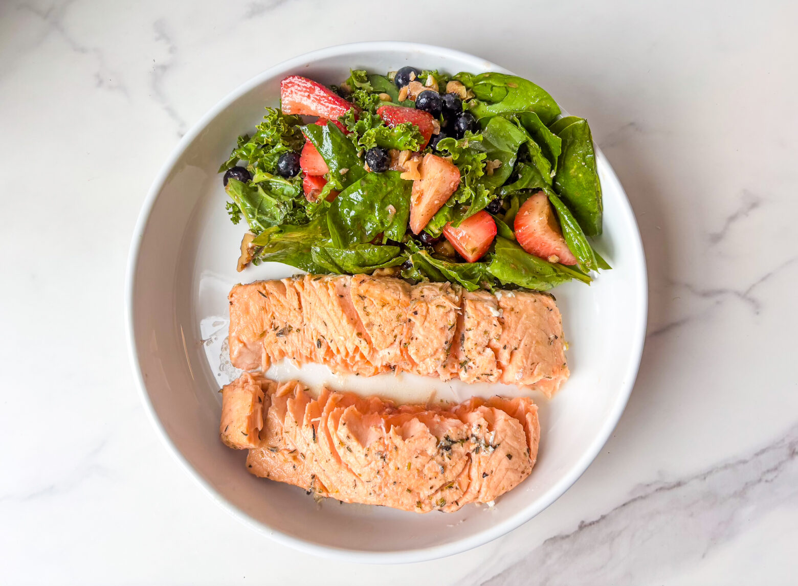 Salmon berry salad finished.