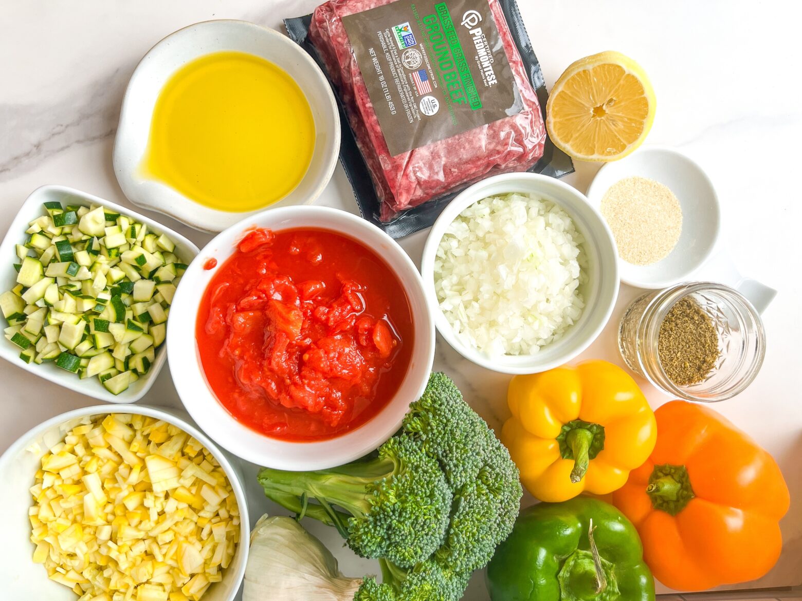 Paleo stuffed peppers ingredients.