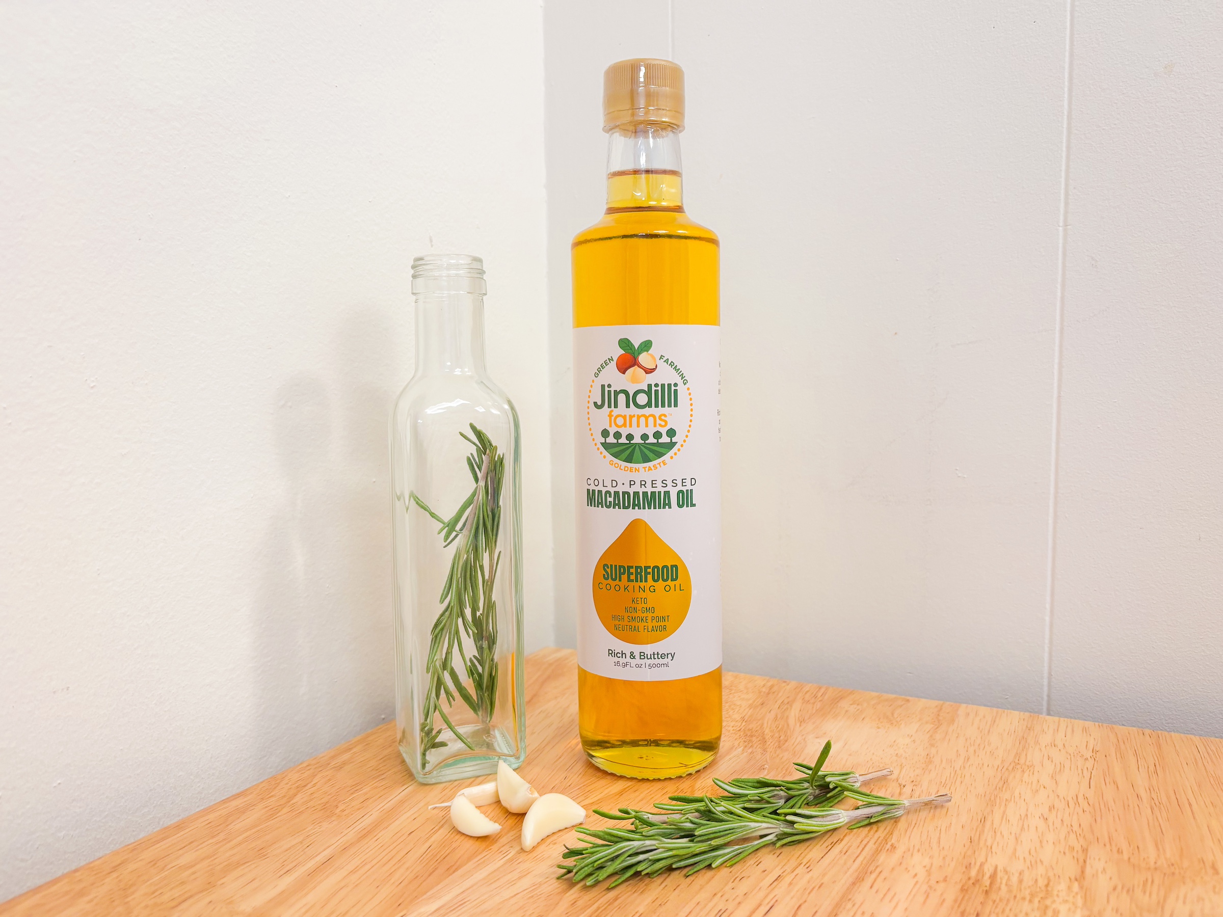 Infused macadamia nut oil ingredients. 