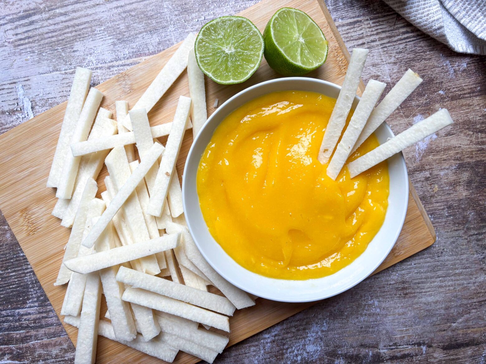 Jicama sticks with mango dip